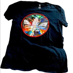 Adidas brand t-shirt size small